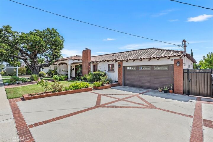 Property Photo:  2564 El Dorado Street  CA 90503 