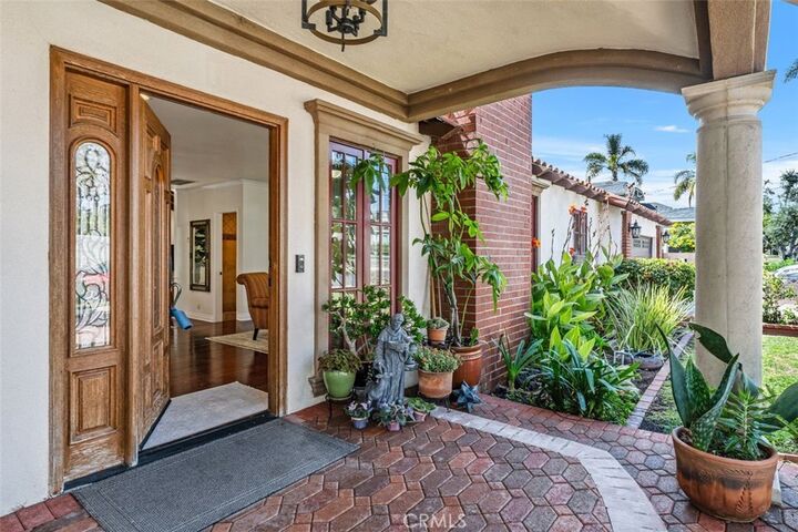 Property Photo: 2564 El Dorado Street CA 90503