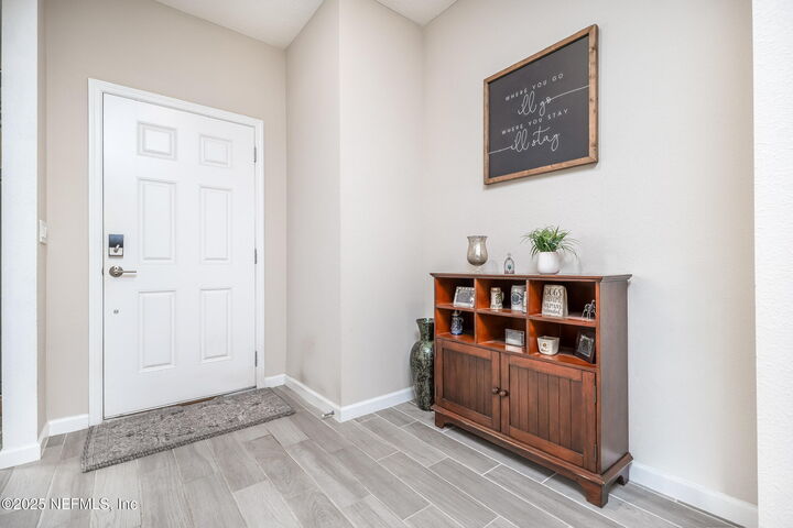 Property Photo:  7587 Rock Brook Drive  FL 32222 