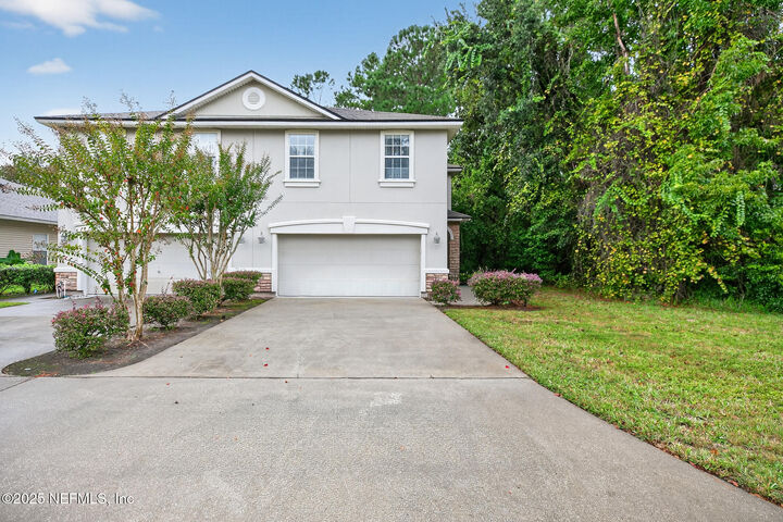 Property Photo: 12230 Caney Marsh Court FL 32218