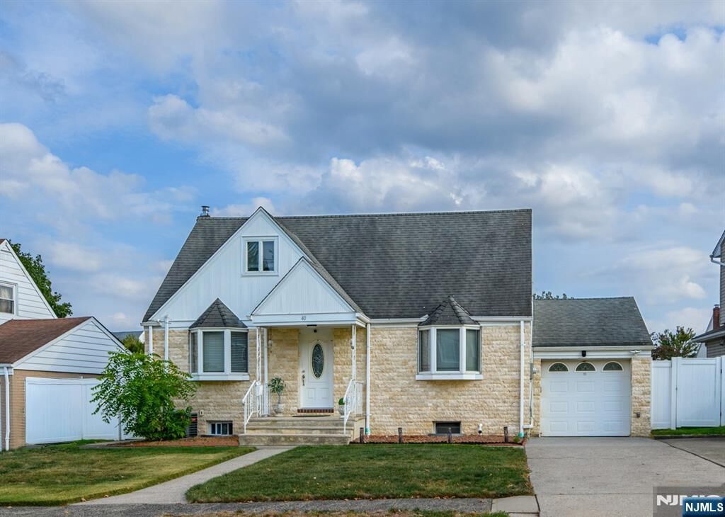 Property Photo:  40 Winslow Terrace  NJ 07410 