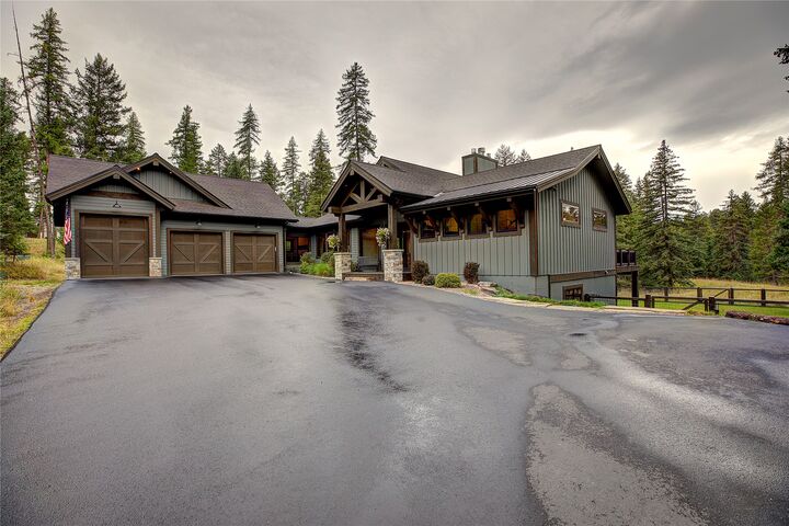 Property Photo:  1064 Whitefish Village Drive  MT 59937 