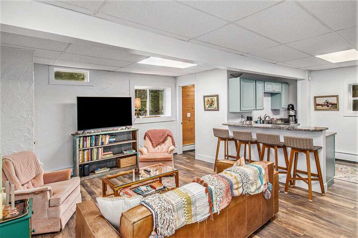 230 Newman  Charlevoix MI 49720 photo