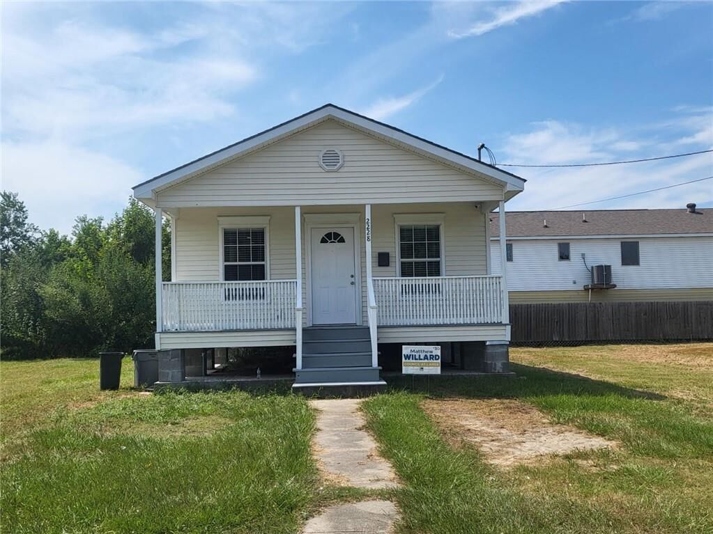 Property Photo: 2228 Lizardi Street LA 70117