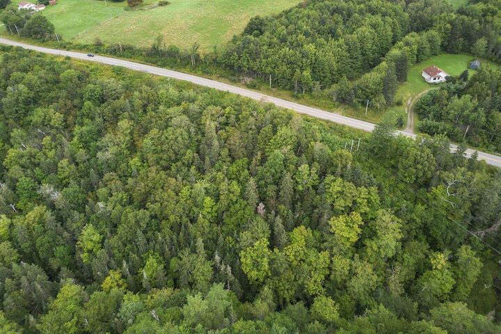 Highway 252 — photo 1