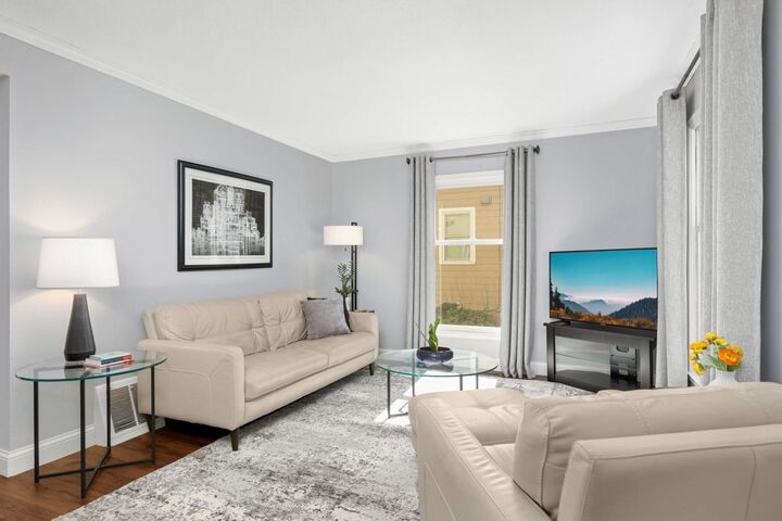 Property Photo:  2841 Edgewood Avenue S  MN 55426 