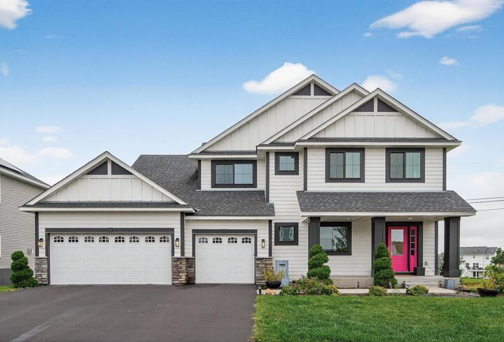 5366 Pine Island Road  Woodbury MN 55129 photo