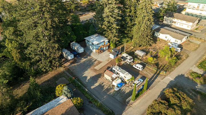 97799 Hanscam Lane  Brookings OR 97415 photo