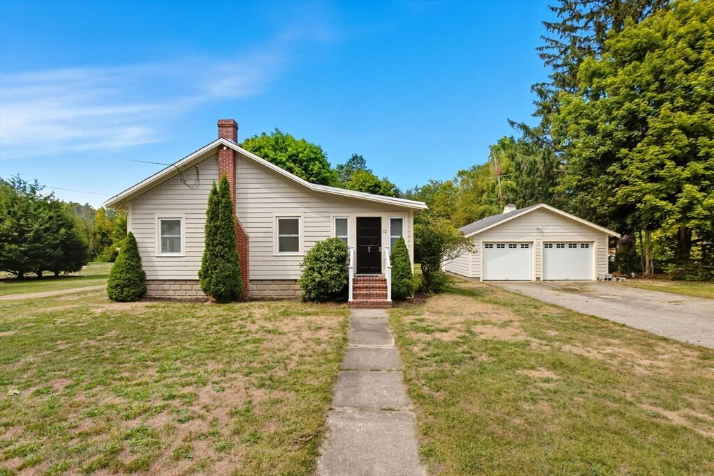 Property Photo:  12 Green Street  MA 02330 