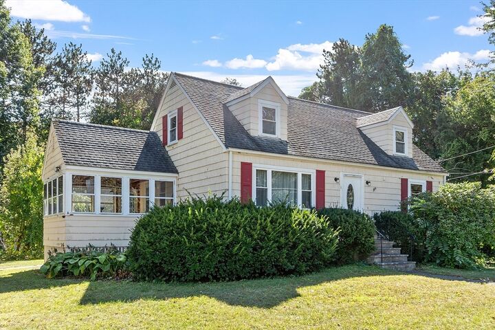 Property Photo:  3 Catherine Ave  MA 01887 
