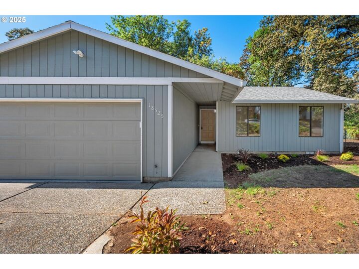 Property Photo:  18525 Columbia Ave  OR 97027 
