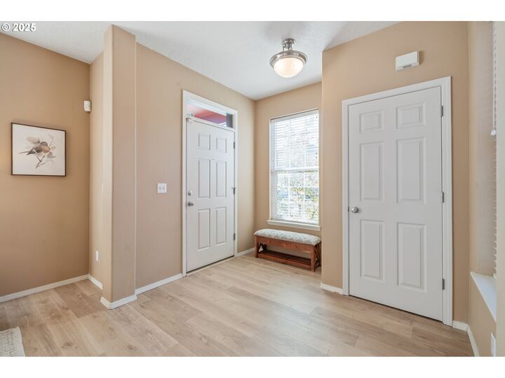 Property Photo:  6287 SW Kamen Pl  OR 97078 