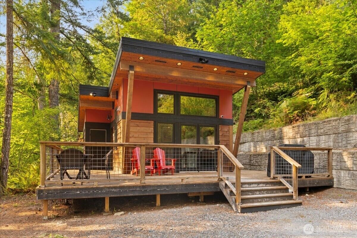 Property Photo: 172 Paradise Drive WA 98304