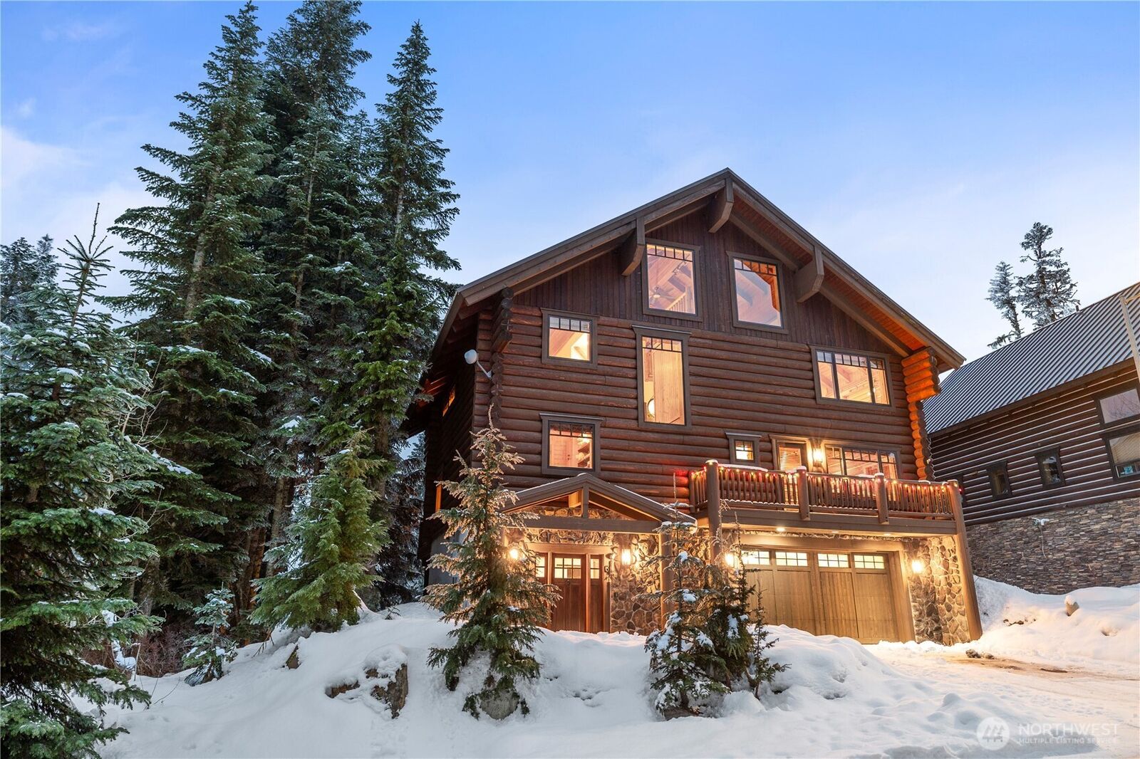 Property Photo:  