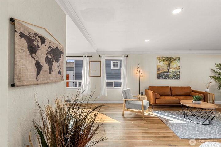 Property Photo:  1019  Monroe St.  WA 98801 