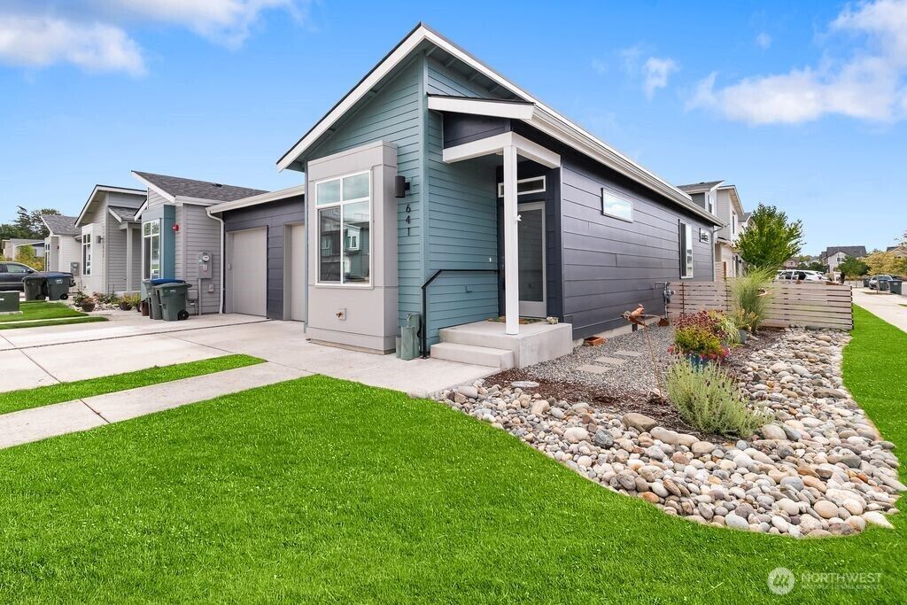 Property Photo:  641  Northview Street  WA 98226 