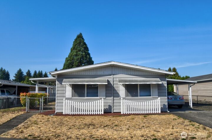 Property Photo: 5305 Yakima Lane SE WA 98503