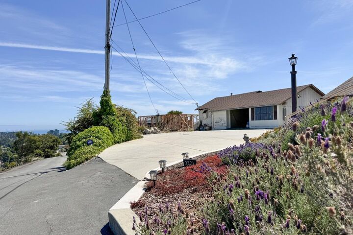 Property Photo:  3315 Crestline Way  CA 95073 