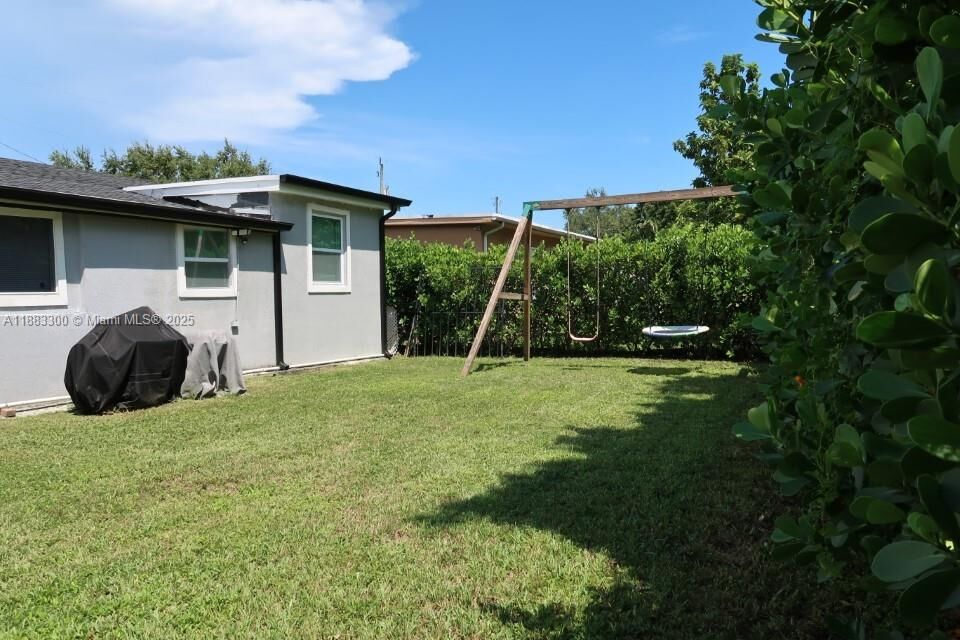 Property Photo:  1336 NW 38th St 2  FL 33142 