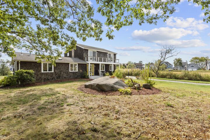 Property Photo: 94 Summer Island Road CT 06405