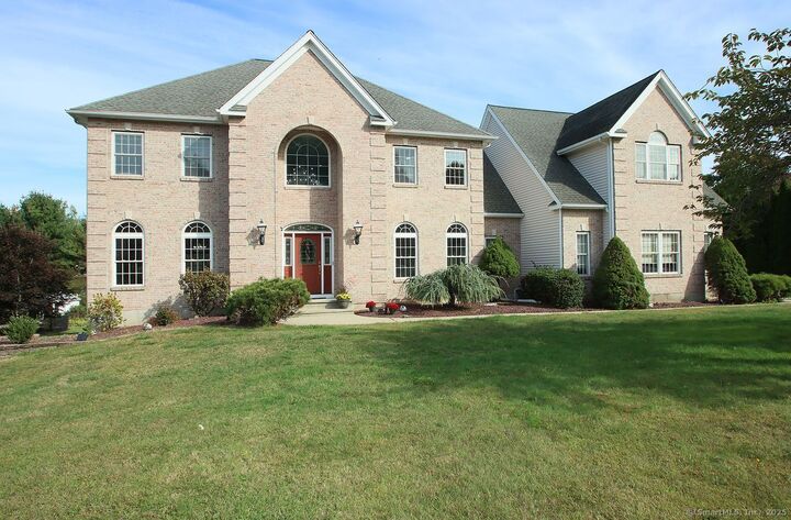 Property Photo:  31 Valley View Court  CT 06489 