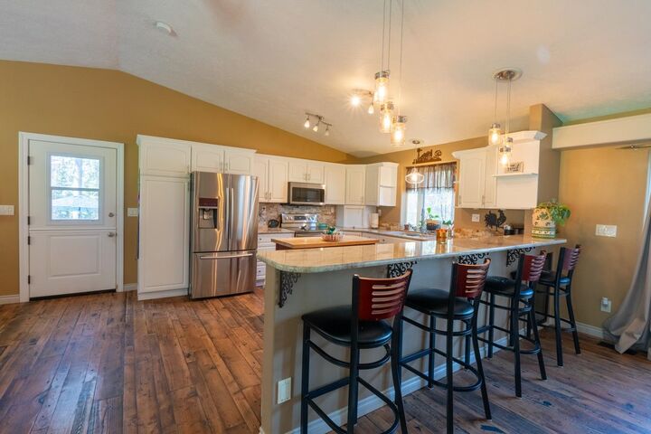 Property Photo: 16802 E Frederick Ave WA 99217