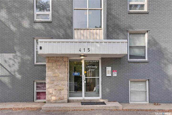 Property Photo: 415 3rd Avenue N 106 SK S7K 2J2