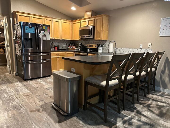 Property Photo:  7808 Bonilla Dr  WA 99301 