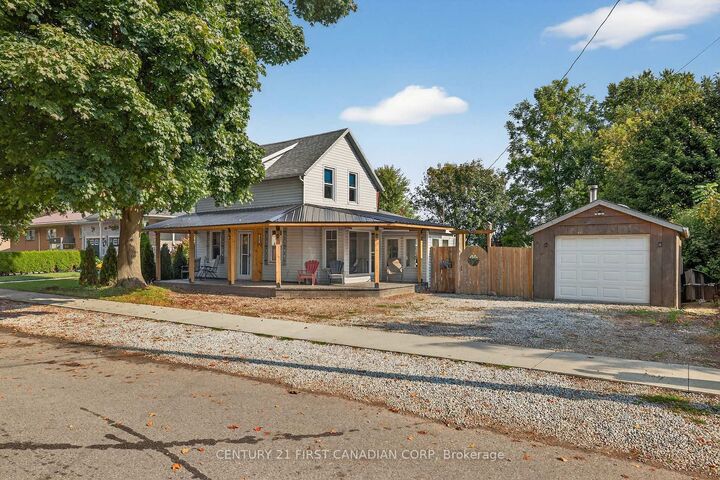 Property Photo:  247 Ridout Street  ON N0L 2C0 