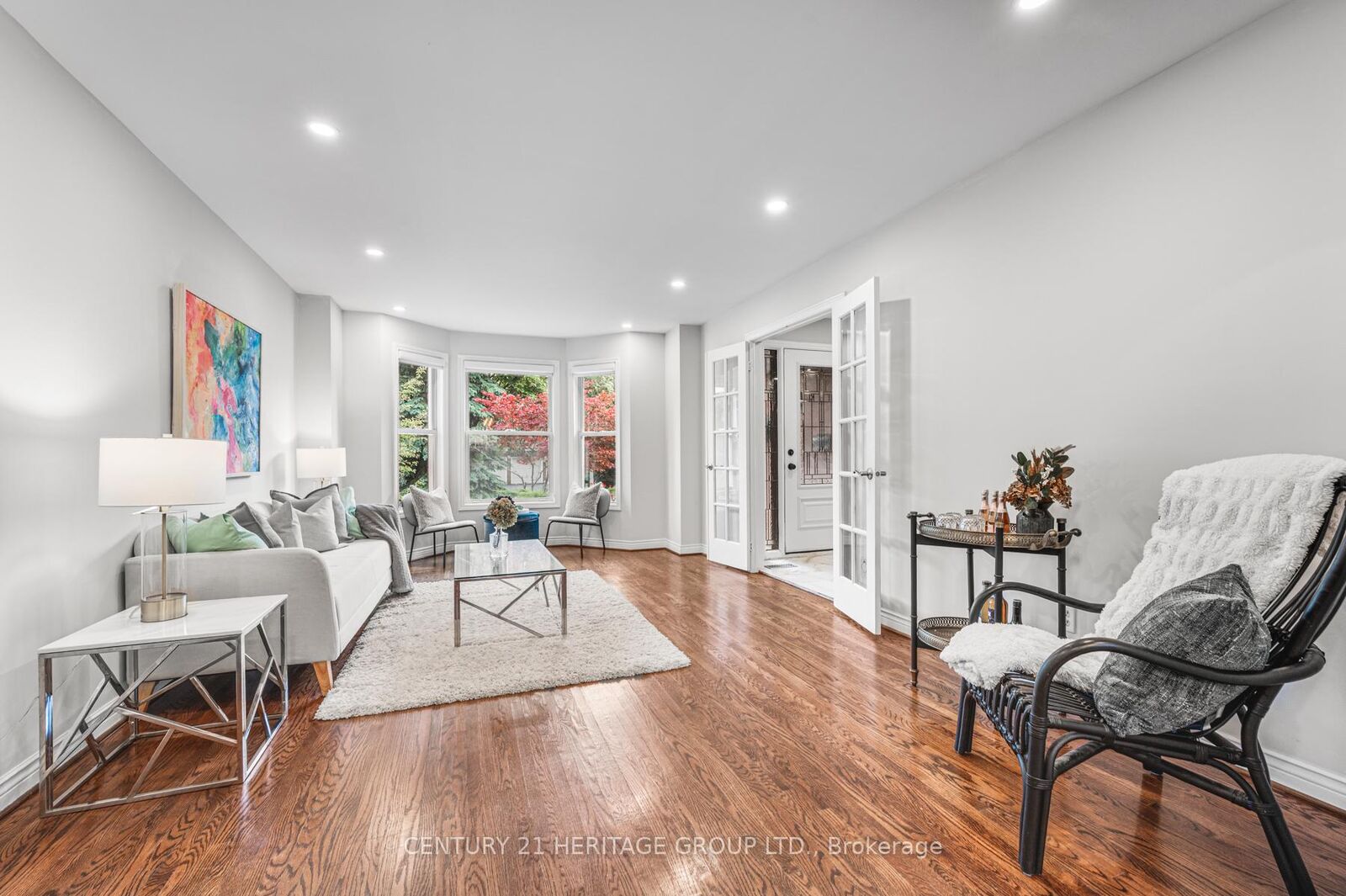 Property Photo:  16 Wainwright Avenue  ON L4C 5R5 