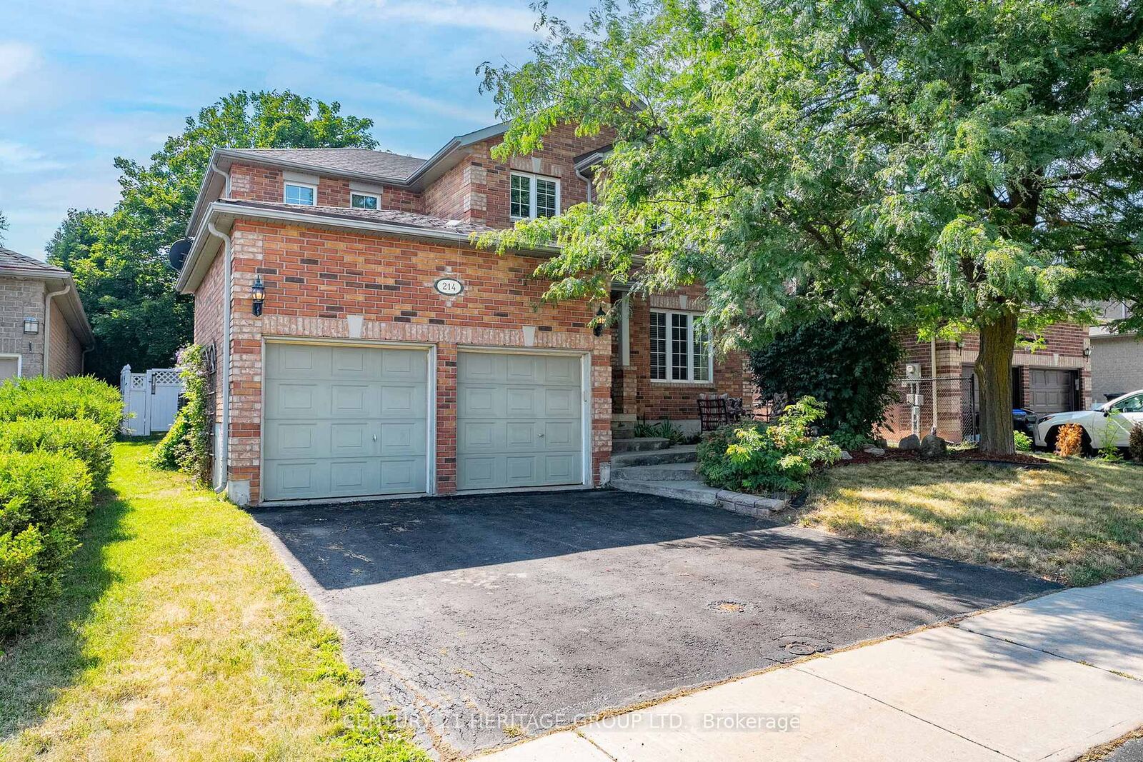 Photo de la propriété:  214 Melbourne Drive  ON L3Z 2Y8 