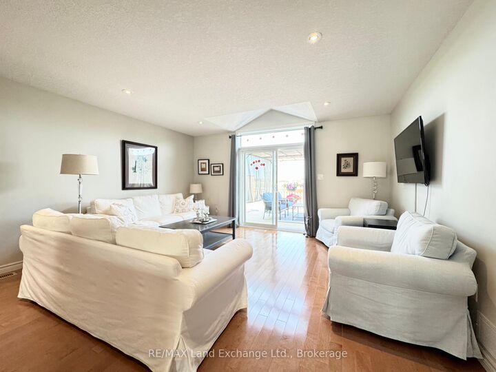 Property Photo:  246 Stickel Street  ON N0H 2C1 