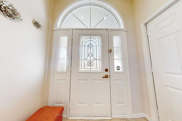 Photo de la propriété:  19 McKitrick Drive  ON L9W 5C2 