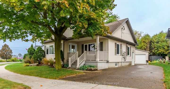 Property Photo:  57 Edgewater Boulevard  ON K9H 1A4 