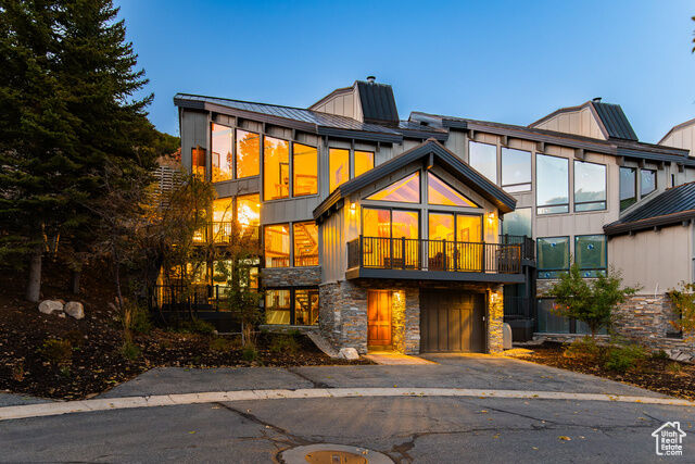 Property Photo: 1575 Pinnacle Dr 62 UT 84060
