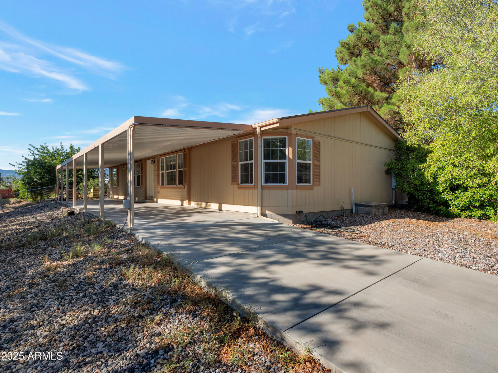 Property Photo:  541 Lincoln Drive  AZ 86324 