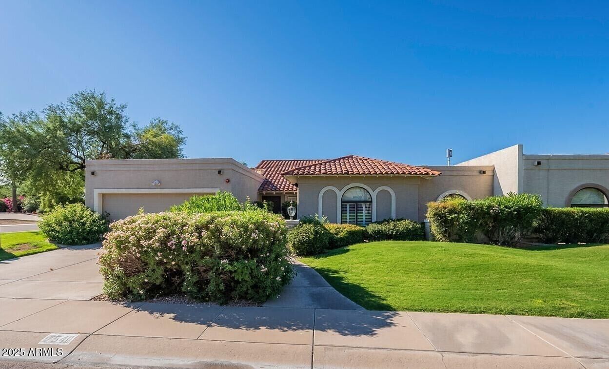 Property Photo:  7541 E Becker Lane  AZ 85260 