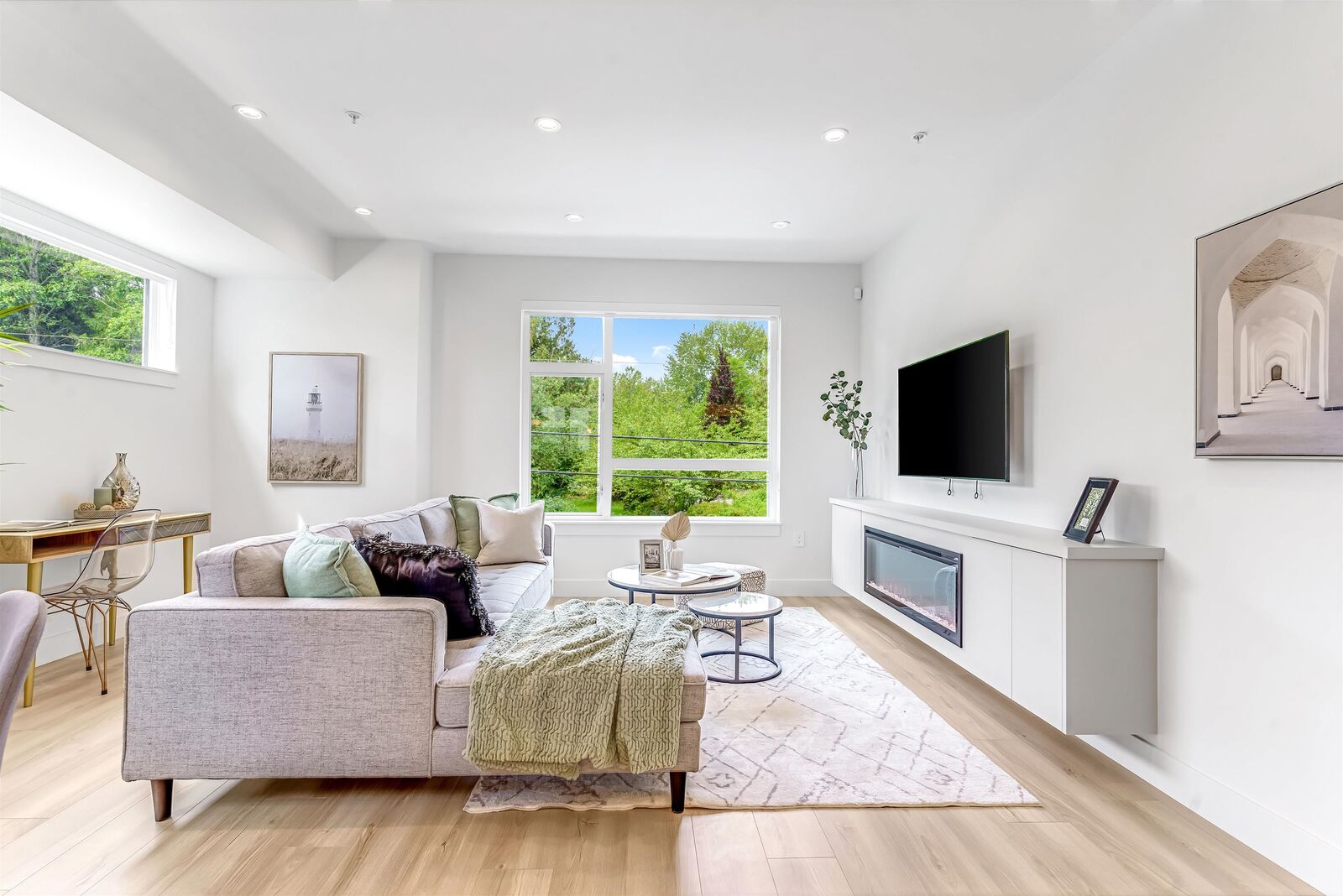 Property Photo:  7946 204 Street 6  BC V2Y 4M9 