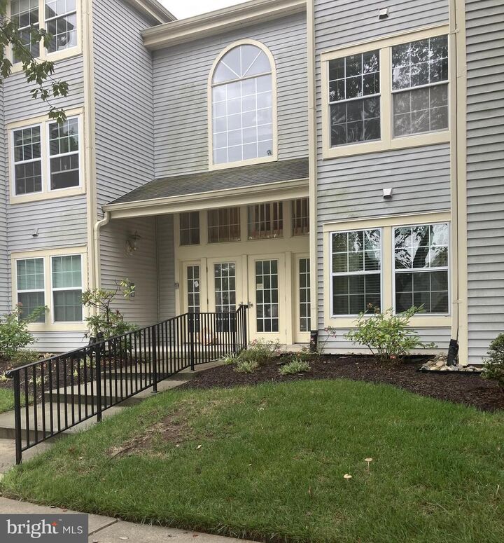 Property Photo:  307 Trinity Court 4  NJ 08540 