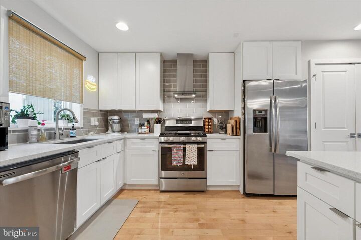 Property Photo:  1418-20 N Orianna Street  PA 19122 