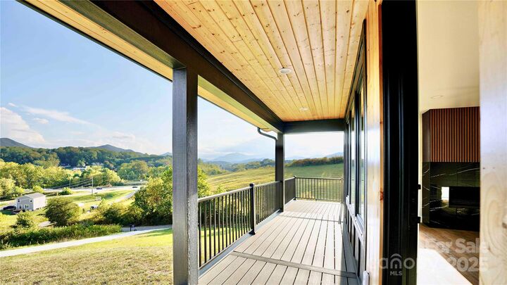 Property Photo:  16 Lawson Ridge Road  NC 28748 