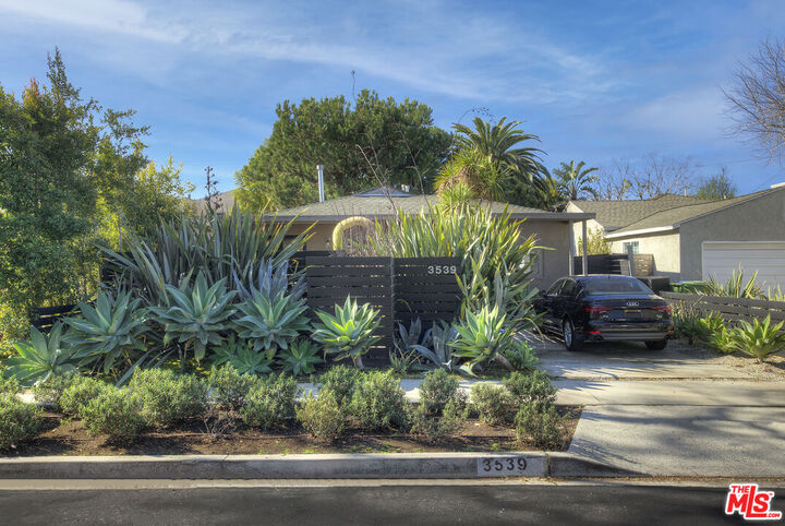 Property Photo:  3539 Greenwood Ave  CA 90066 