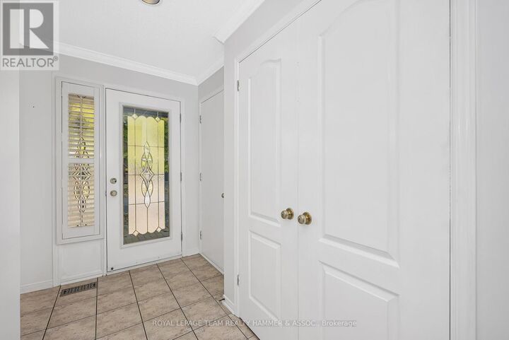 Property Photo: 43 Settler'S Ridge Way ON K2J 4V2