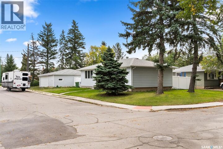 Photo de la propriété: 3 McCusker Avenue SK S4R 4L7