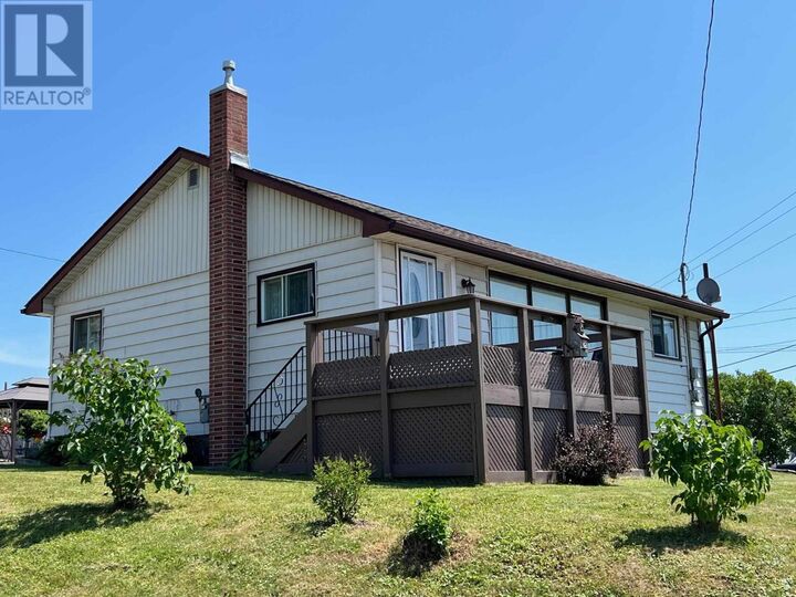 Photo de la propriété:  6 West St  ON P0R 1B0 