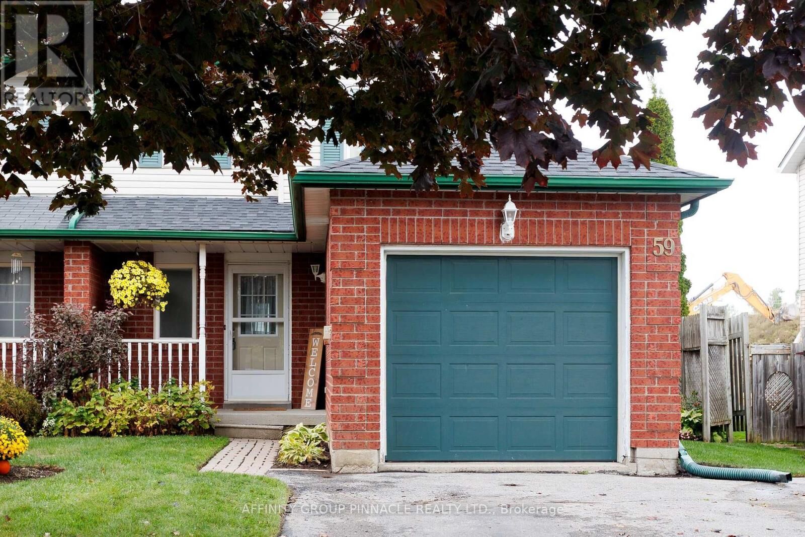 Property Photo:  59 Cottingham Crescent  ON K9V 1T9 