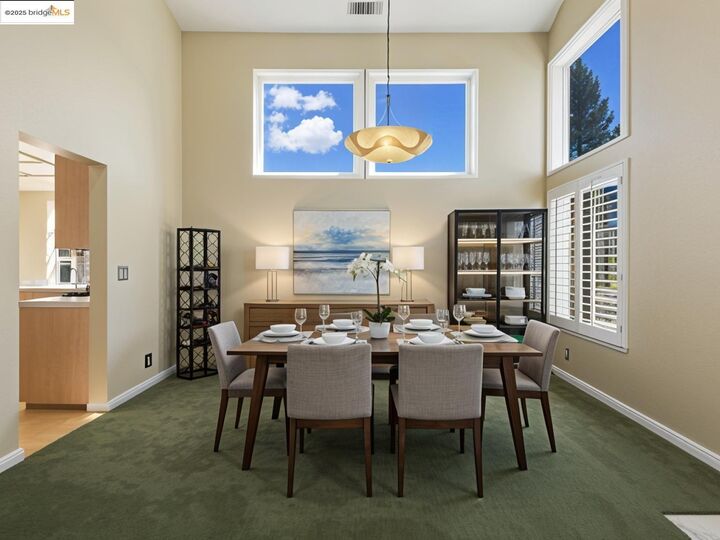 Property Photo: 2700 Carmen Ct CA 94564
