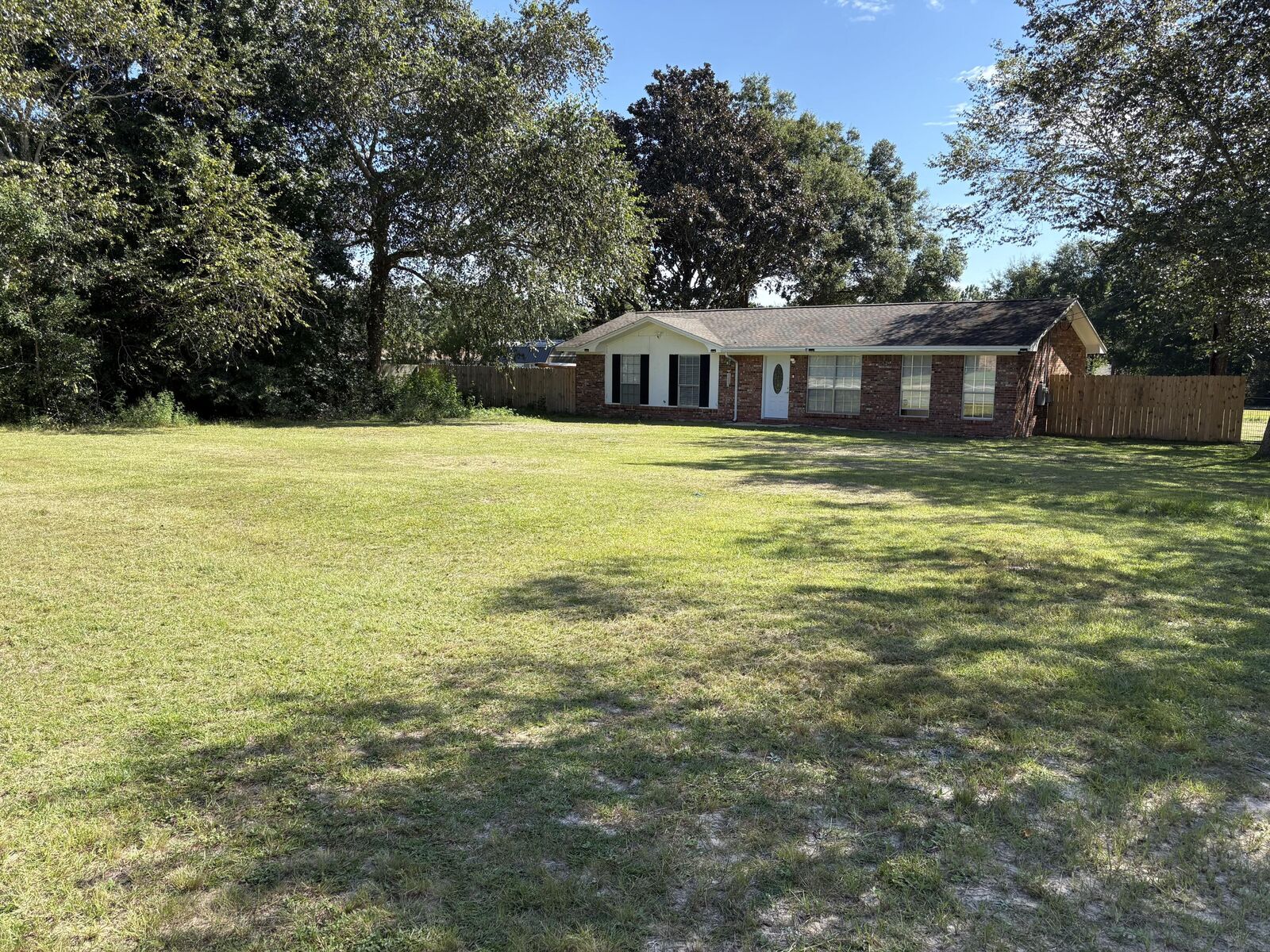 Property Photo:  6195 Old Hickory Road  FL 32539 