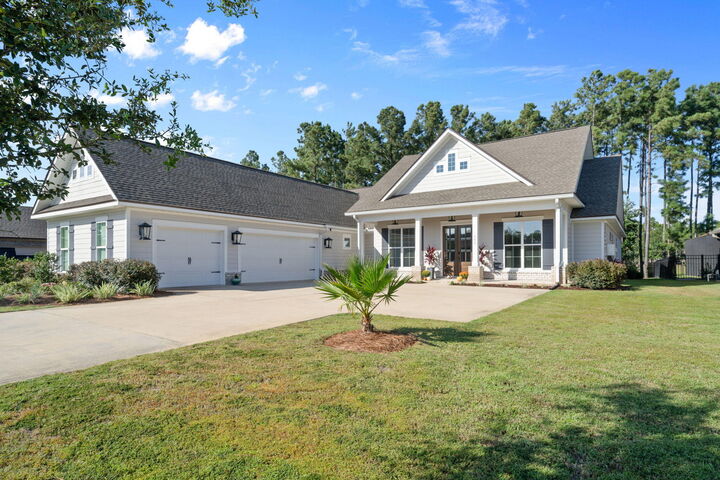 Property Photo:  142 Mill Pond Cove  FL 32439 