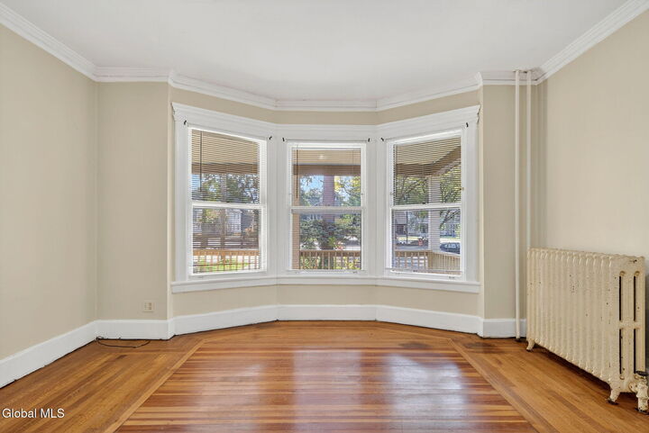 Property Photo:  50 Manning Boulevard  NY 12203 